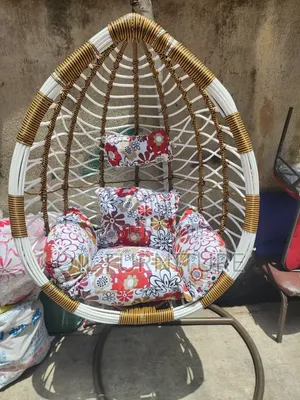 ​Luxury Single-Seater Woven Rattan Egg Swing Chair With Cushion
