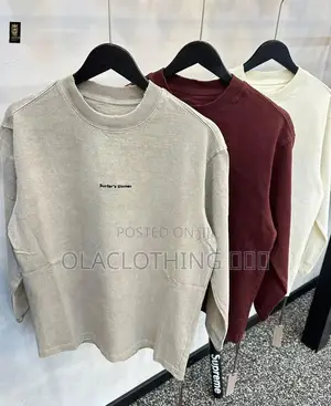 PREMIUM LUXURY Sweatop Now Available at Store 🏬🛍✅