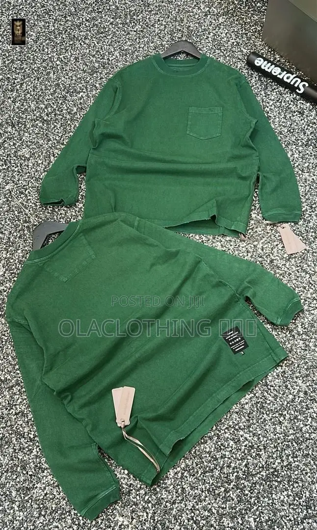 PREMIUM LUXURY Sweatop Now Available at Store 🏬🛍✅