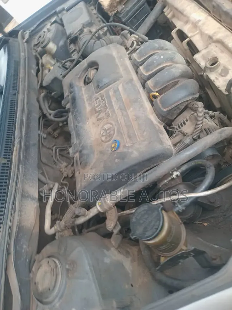Toyota Corolla 2004 Gray