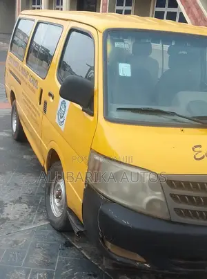 Foton View 2005 Yellow
