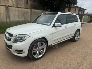 Mercedes-Benz GLK-Class 350 4MATIC 2011 White