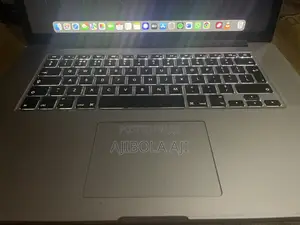 Laptop Apple MacBook Pro 2015 16GB Intel Core i7 SSD 250GB