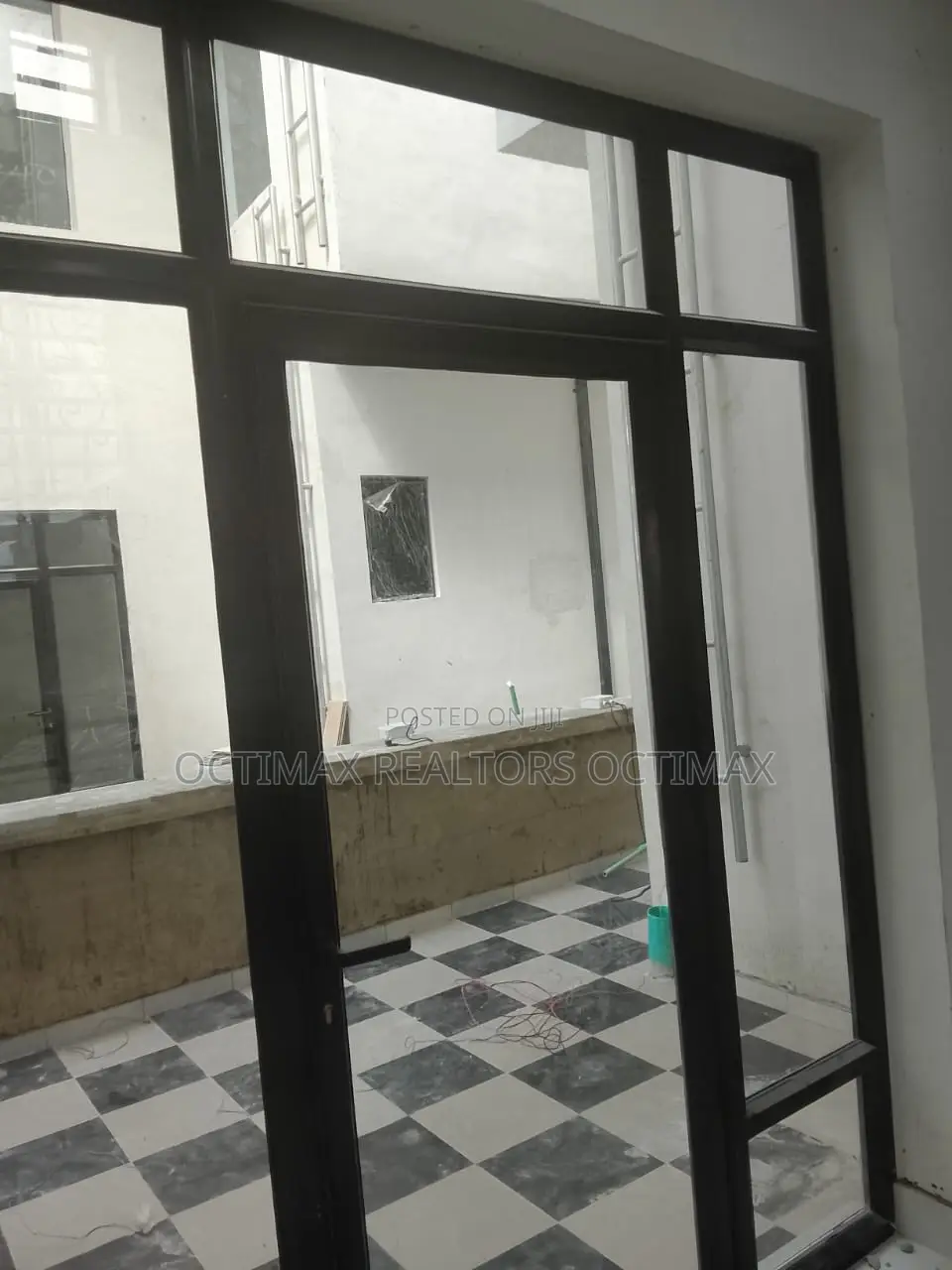 Luxury 4-Bedroom Fully Detached Duplex With Private Pool
