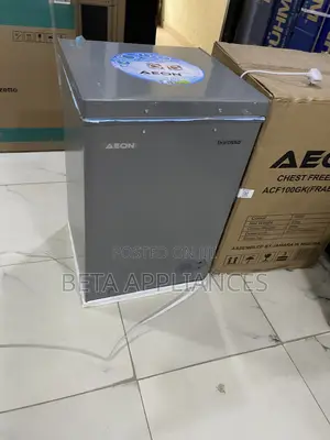 Aeon 100L Freezer – Spacious Cold Storage for Everyday Needs