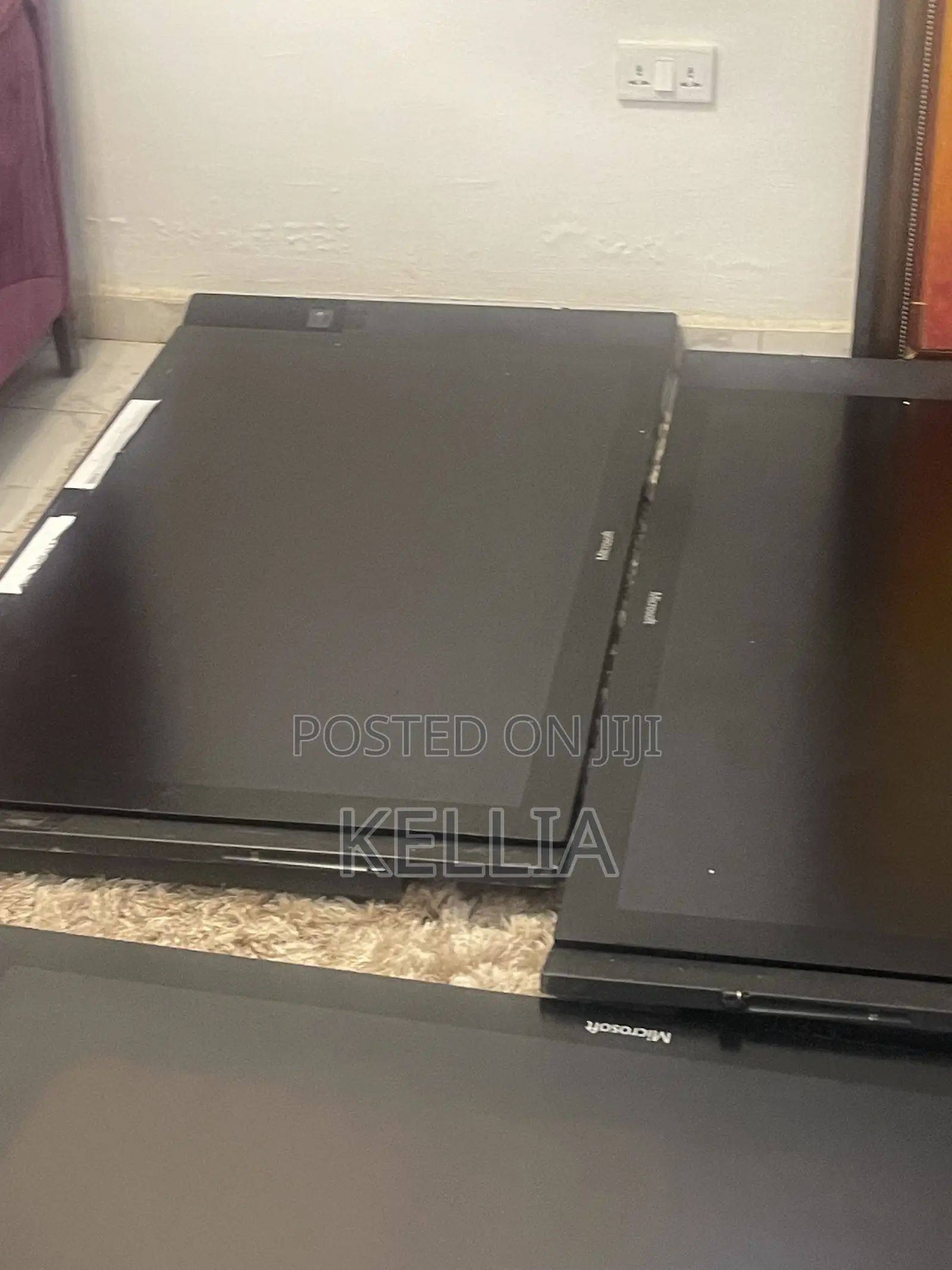 Microsoft Hub V1 55 Inches