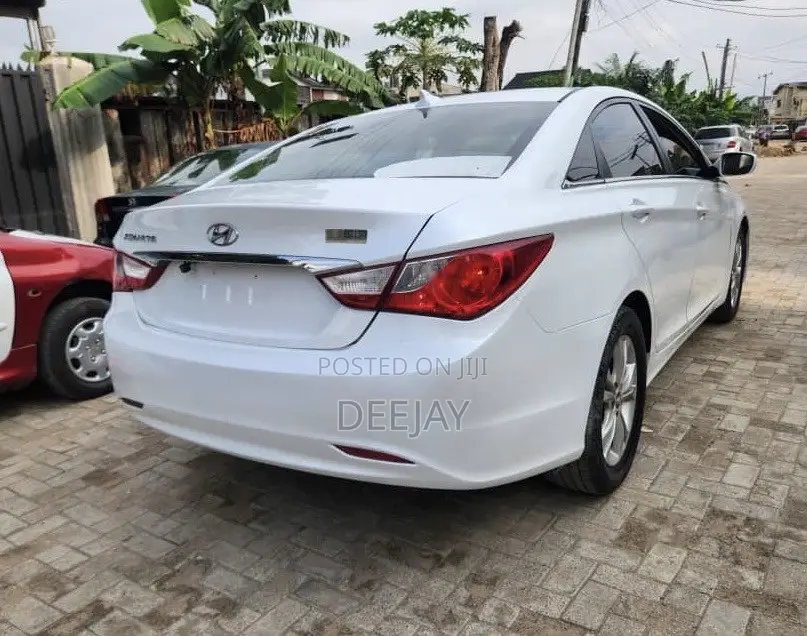 Hyundai Sonata 2013 White