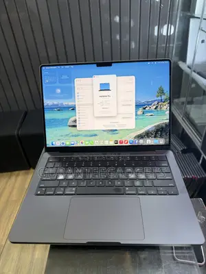 Laptop Apple MacBook Pro 2023 M3 Pro 18GB Apple M3 Pro SSD 512GB
