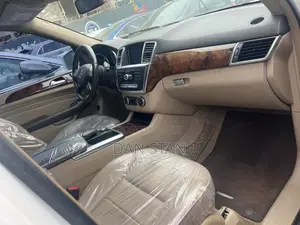 Mercedes-Benz M Class 2014 White