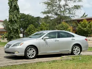 Lexus ES 350 2011 Silver