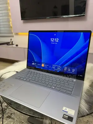Laptop Dell Inspiron 16 7640 2-in-1 16GB Intel Core Ultra 7 SSD 1T