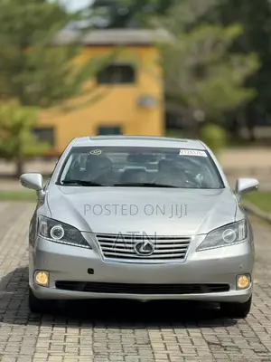 Lexus ES 350 2011 Silver