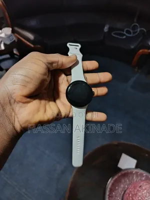 Google Pixel Watch 2 | AMOLED | GPS | Heart Rate | Fitness Tracking