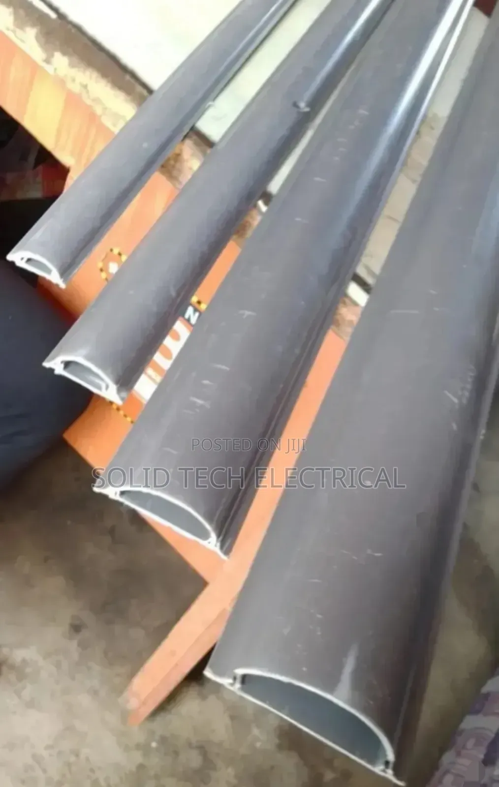 Floor Trunking