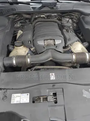 Porsche Cayenne 2013 Gray