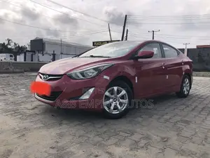 Hyundai Elantra 2015 Red