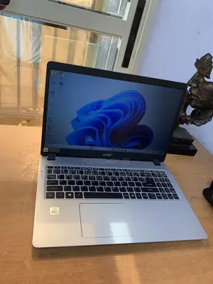 Laptop Acer Aspire 5 8GB Intel Core i5 HDD 1T