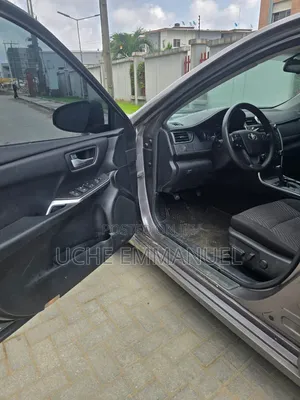 Toyota Camry 2017