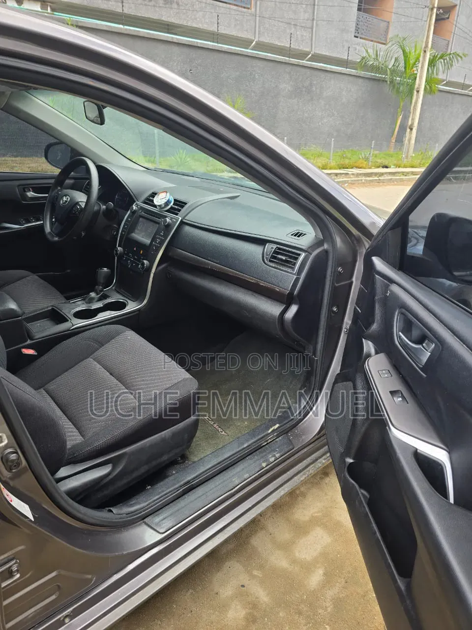 Toyota Camry 2017