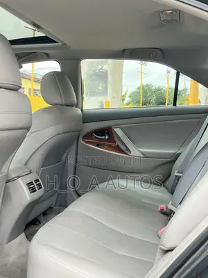Toyota Camry 2.4 XLE 2008 Gray