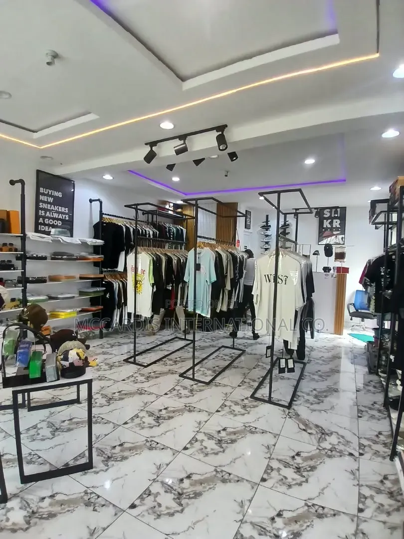 Big Boutique