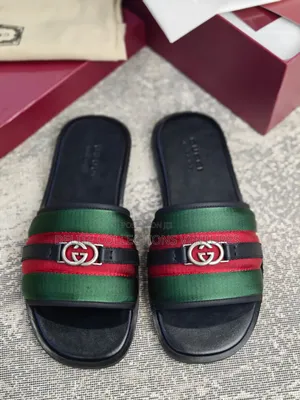 Top Quality..... 💯 Gucci Slippers