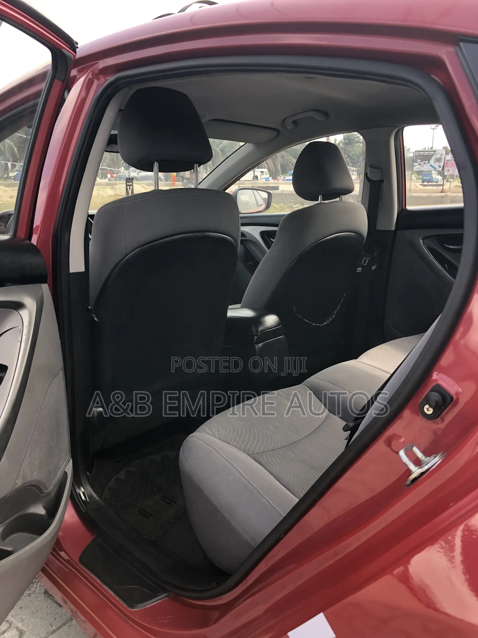 Hyundai Elantra 2015 Red