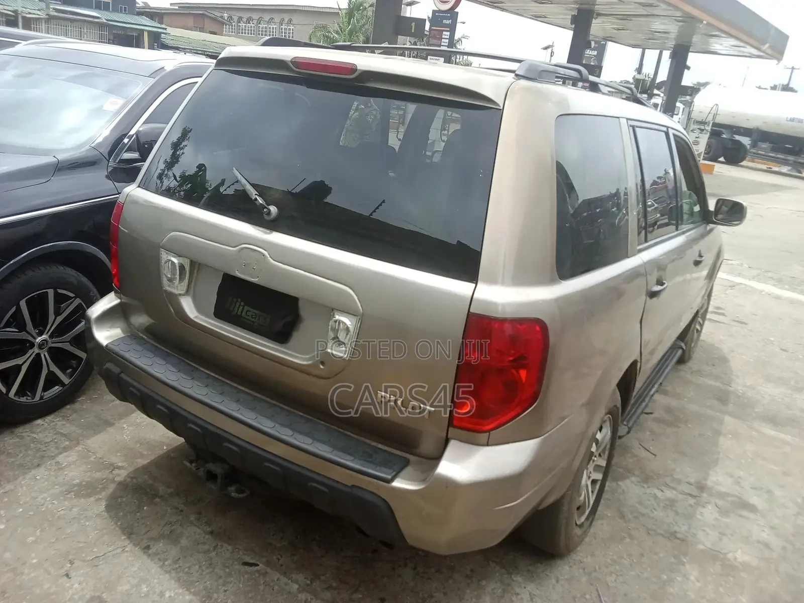 Honda Pilot 2003 Gold