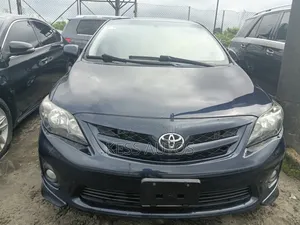 Toyota Corolla 2013 Blue