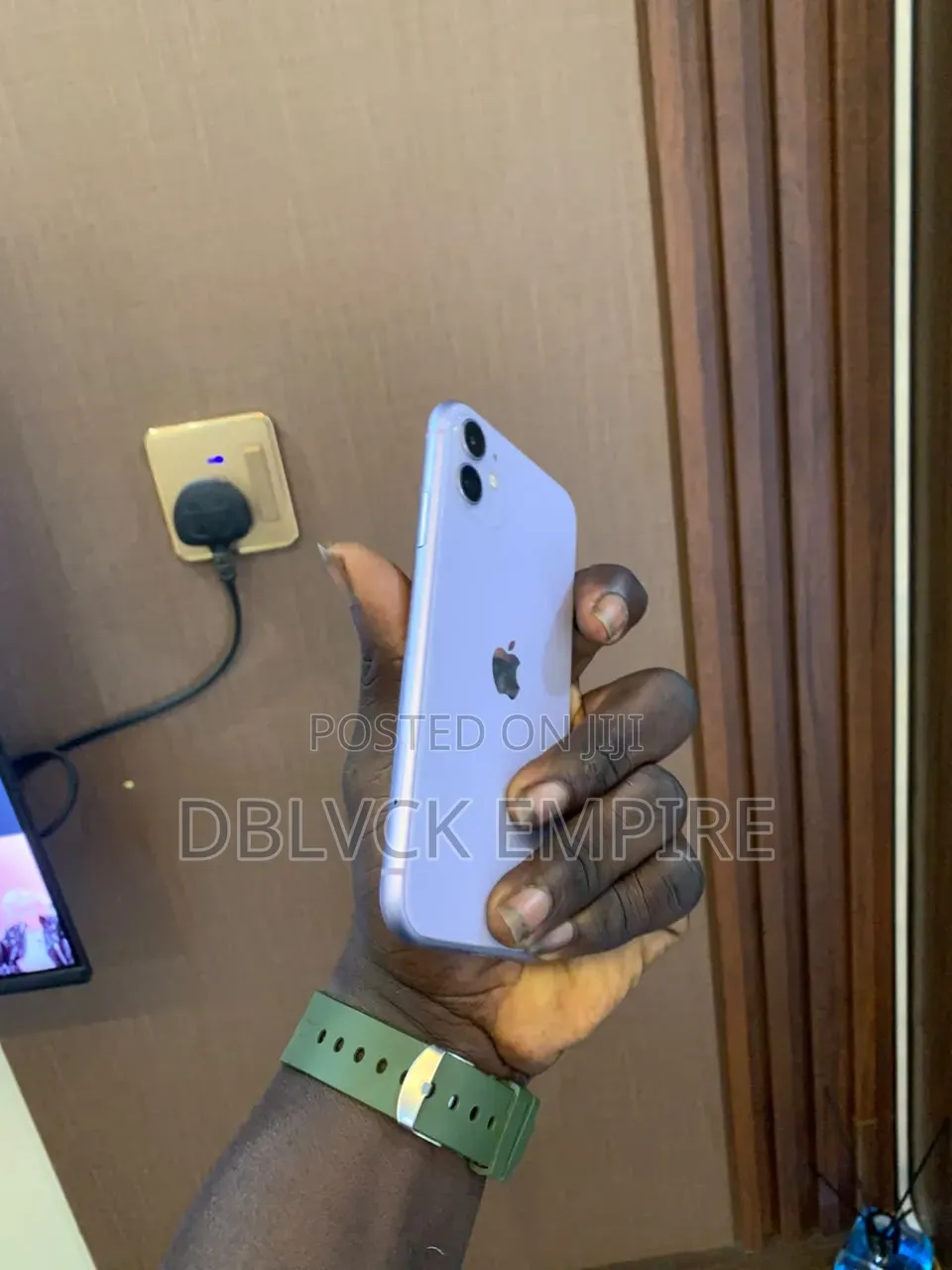 Apple iPhone 11 64 GB Purple