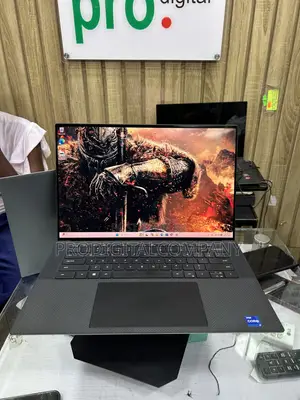 Laptop Dell Precision 5570 16GB Intel Core i7 SSD 512GB