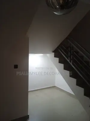 Psalmmylee Interior and Exterior Wall Finishes