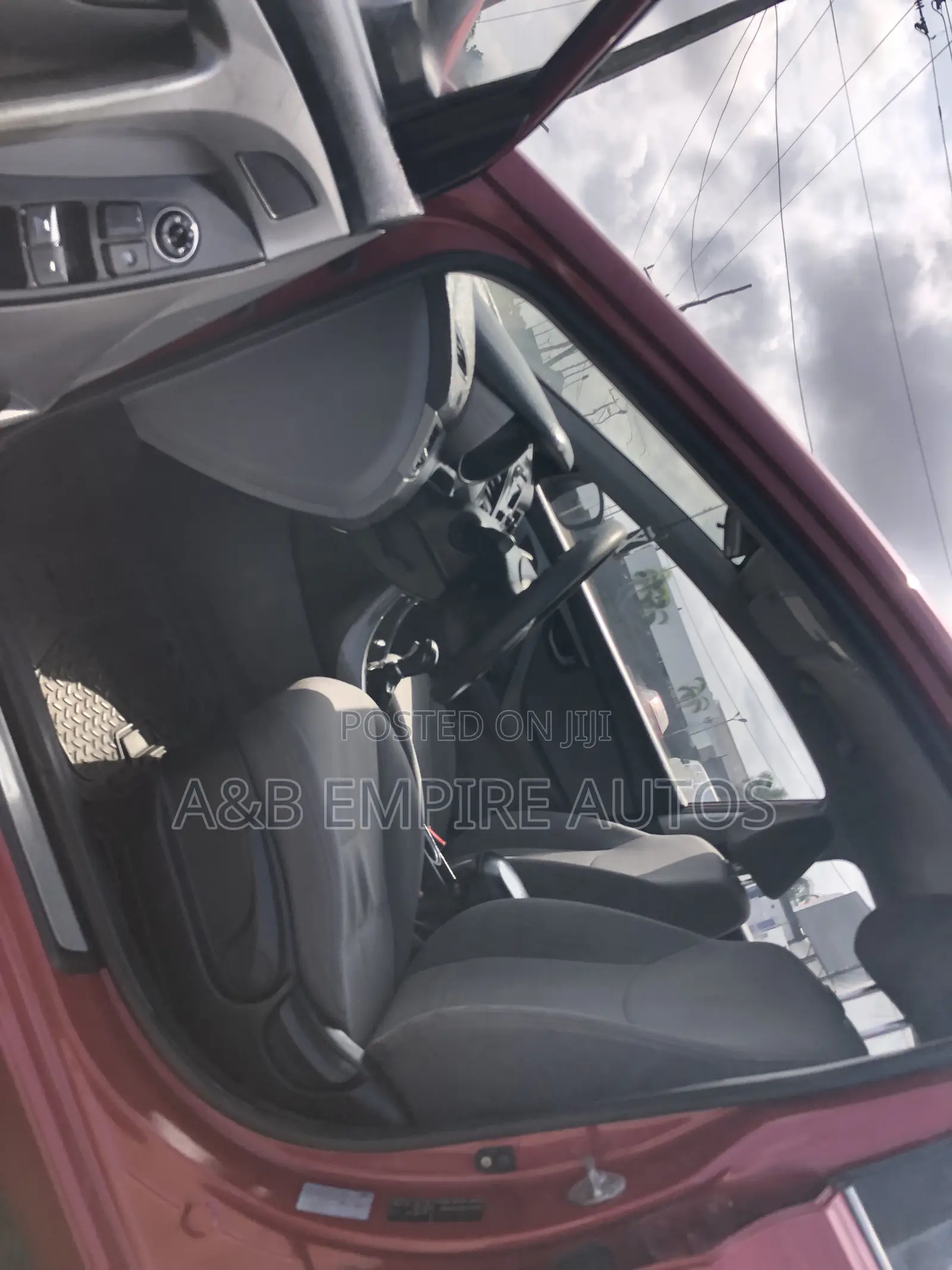 Hyundai Elantra 2015 Red