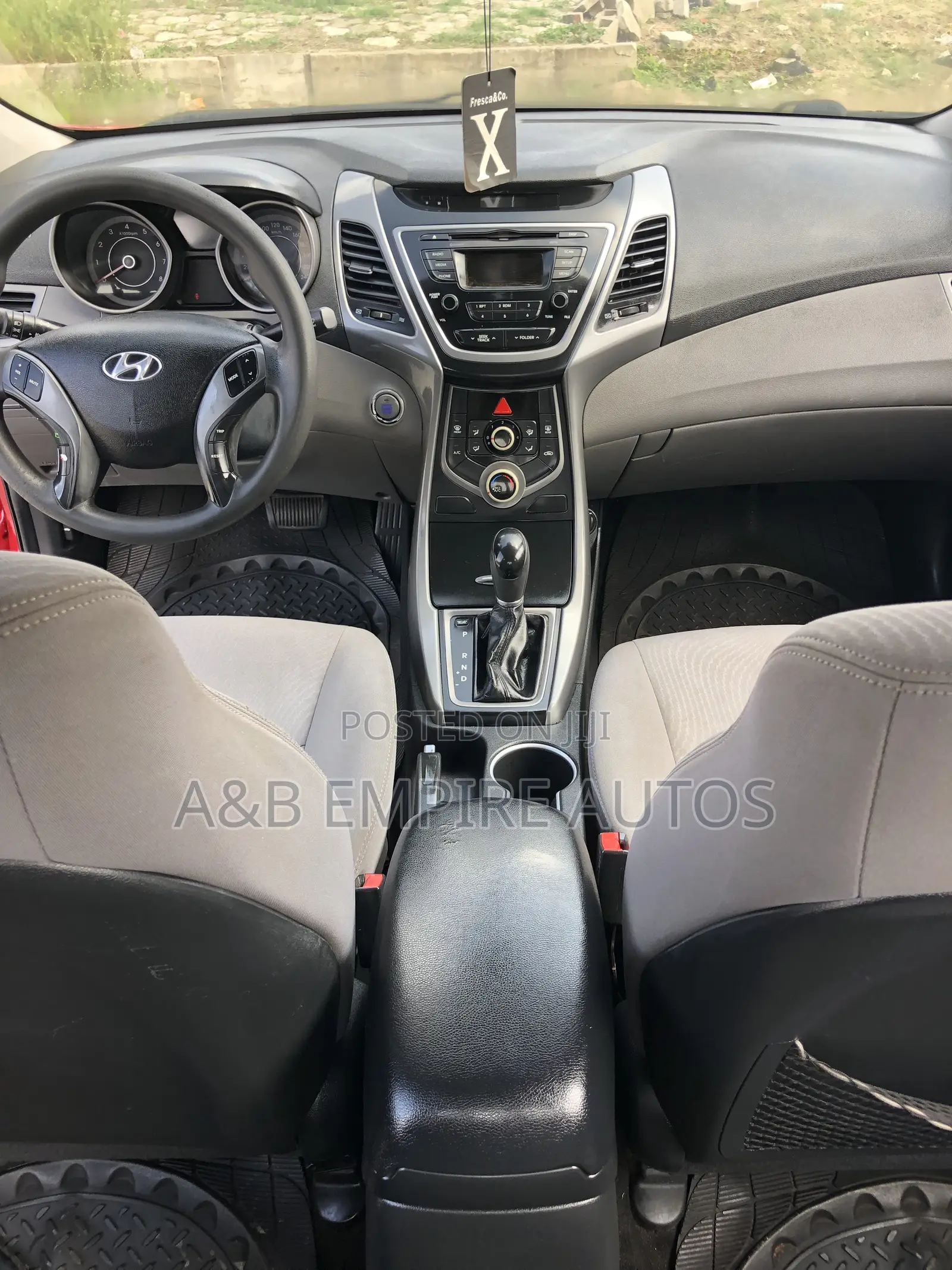 Hyundai Elantra 2015 Red
