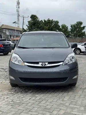 Toyota Sienna XLE Limited 2008 Gray