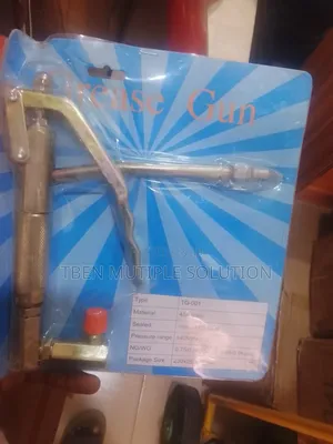 Manual Pistol-Grip Grease Gun Kit,