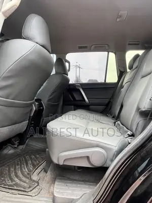Toyota Land Cruiser Prado 2011 Black