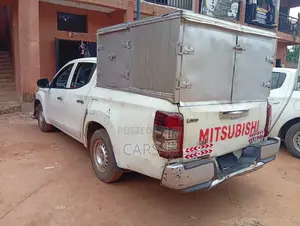 Mitsubishi L200 2019 White
