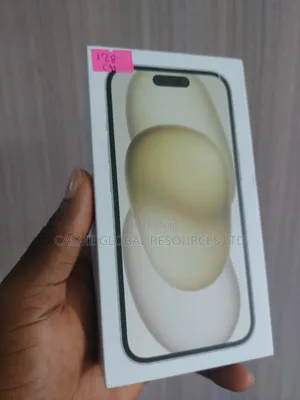New Apple iPhone 15 128 GB Yellow