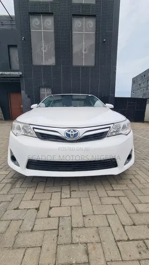 Toyota Camry 2015 White