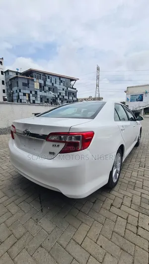 Toyota Camry 2015 White