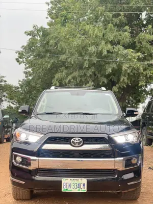 Toyota 4-Runner 2011 Black