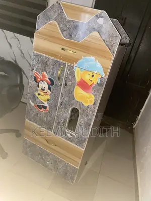 Fairly Used Babywallrobe