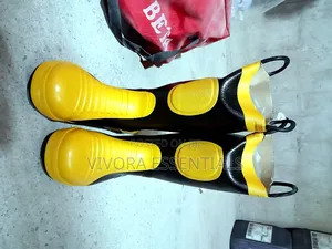 Firefighter Safety Boots – Heavy Duty (Black/Yellow)