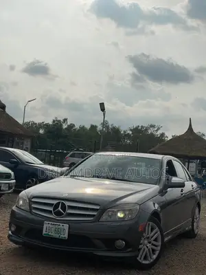 Mercedes-Benz C300 2009 Black