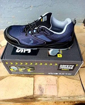 Safety Jogger Works – Safety Shoes (Brand New, Boxed)