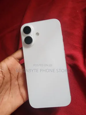 New Apple iPhone 16 128 GB Yellow