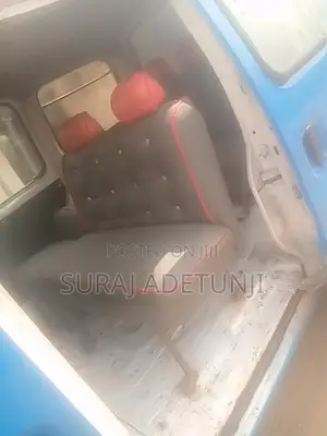 Suzuki APV Minibus 2010 Blue