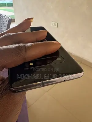 Samsung Galaxy S10 128 GB Blue