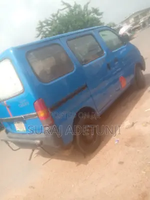 Suzuki APV Minibus 2010 Blue